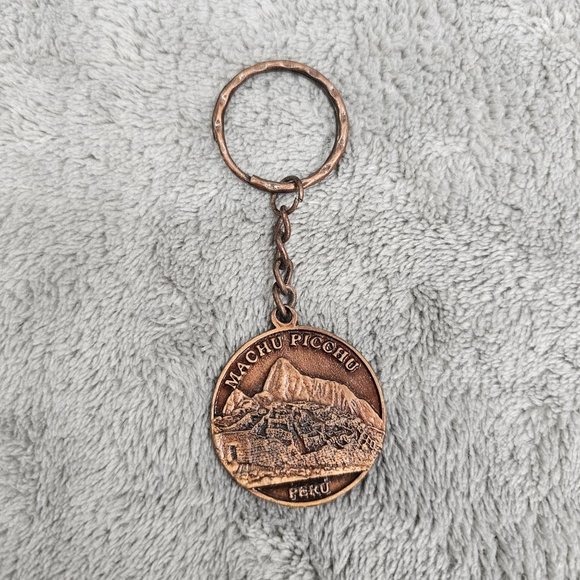 unbranded Other - Peru Machu Picchu Keychain cooper colored metal Souvenir Medallion